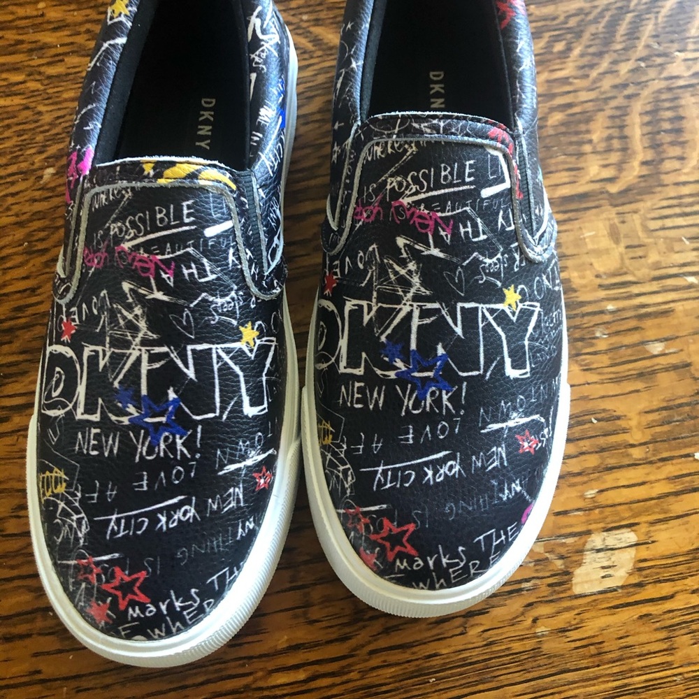 Brand New never worn DKNY  black shoes Size 7.5